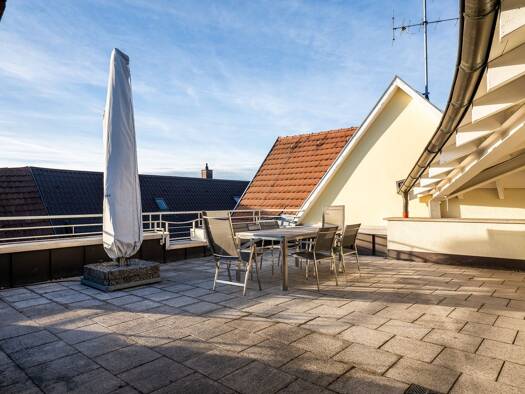 Penthouse zur Miete 2.200 € 3,5 Zimmer 168 m² 3. Geschoss Möhringen Möhringen 70567