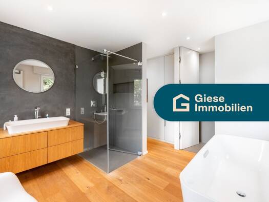 Einfamilienhaus zum Kauf 2.350.000 € 11,5 Zimmer 282,9 m² 925 m² Grundstück frei ab sofort Süd Süd 70180