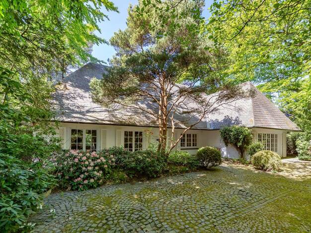 Einfamilienhaus zum Kauf 1.200.000 € 6 Zimmer 394 m² 6.683 m² Grundstück Ahrensburg 22926