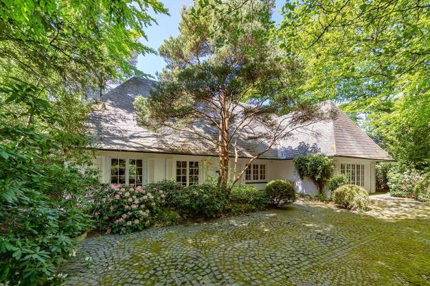 Einfamilienhaus zum Kauf 1.200.000 € 6 Zimmer 394 m² 6.683 m² Grundstück Am Reesenbüttel Ahrensburg 22926