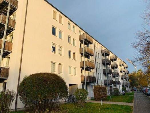 Wohnung zur Miete 547 € 2 Zimmer 37,5 m² EG Oskar-von-Miller-Str. 32 Dutzendteich Nürnberg 90478