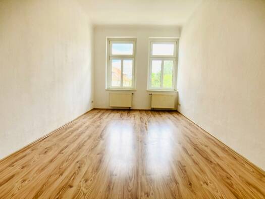 Wohnung zur Miete 550 € 2 Zimmer 62,9 m² 1. Geschoss Weidlichstraße 2 Sellerhausen-Stünz Ost 04328