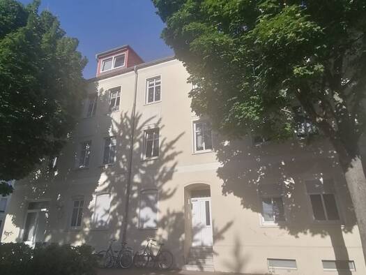 Wohnung zur Miete 450 € 3 Zimmer 65 m² 1. Geschoss frei ab sofort Hebbelstraße 1 Innenstadt Dessau-Roßlau 06844