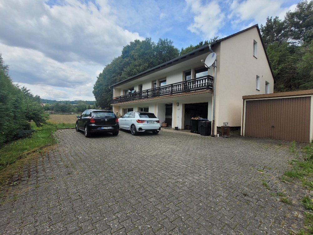 Haus zum Kauf 215.000 € 8 Zimmer 201 m²<br/>Wohnfläche 2.020 m²<br/>Grundstück ab sofort<br/>Verfügbarkeit Salzberg Neuenstein 36286