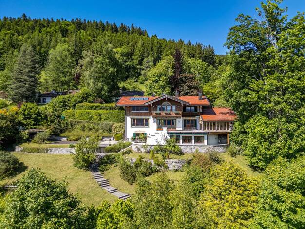 Villa zum Kauf 14 Zimmer 476,8 m² 2.727 m² Grundstück Tegernsee 83684
