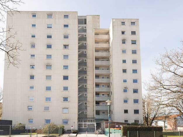 Wohnung zum Kauf 90.000 € 3 Zimmer 87 m² 9. Geschoss Trappenkamp 24610