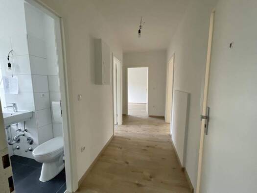 Wohnung zur Miete 409 € 3 Zimmer 63 m² 2. Geschoss Wiesenstraße 27 Sandhorst Aurich 26603