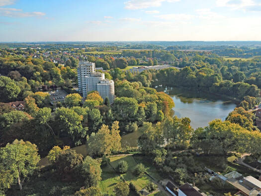 Wohnung zum Kauf 160.000 € 2 Zimmer 81,4 m² 8. Geschoss Reinfeld (Holstein) 23858