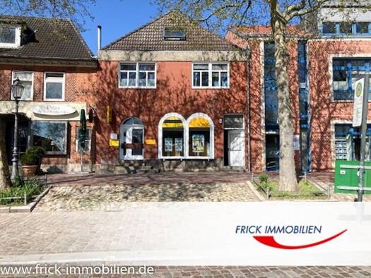 Mehrfamilienhaus zum Kauf als Kapitalanlage geeignet 349.000 € 6 Zimmer 306 m² 253 m² Grundstück Oldenburg Oldenburg in Holstein 23758