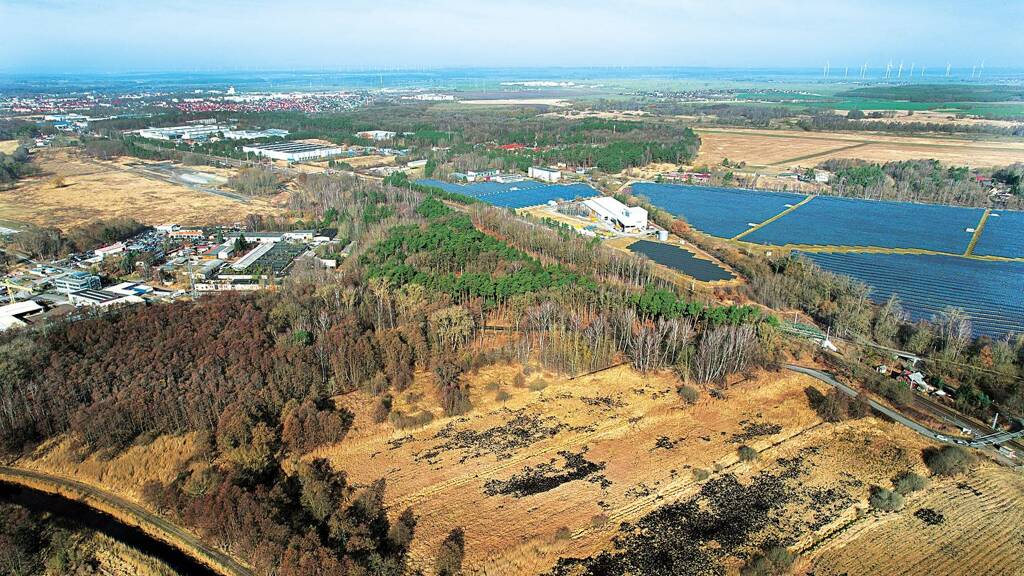 Grundstück zum Kauf provisionsfrei 15.000 € 66.517 m² Grundstück Güstrow 18273