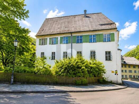 Hotel zum Kauf 20 Zimmer 981 m² Grundstück Wiesensteig 73349