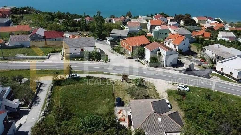 Land-/Forstwirtschaft zum Kauf 135.000 € Razanac