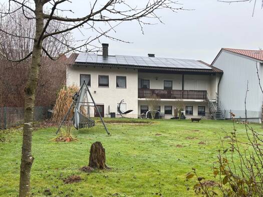 Reihenhaus zur Miete 1.450 € 7 Zimmer 164 m² 770 m² Grundstück frei ab 01.04.2026 Taufkirchen, Vils Taufkirchen 84416