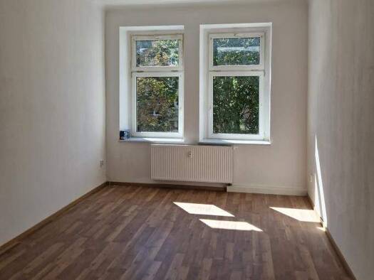 Wohnung zur Miete 285 € 2 Zimmer 52,4 m² Altriesa Riesa 01589