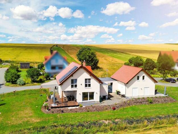 Einfamilienhaus zum Kauf 699.000 € 6 Zimmer 214 m² 1.500 m² Grundstück Neualbenreuth Neualbenreuth 95698
