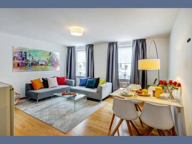 Wohnung zur Miete 1.880 € 2 Zimmer 58 m² frei ab 30.09.2026 Altstadt-Lehel München 80538
