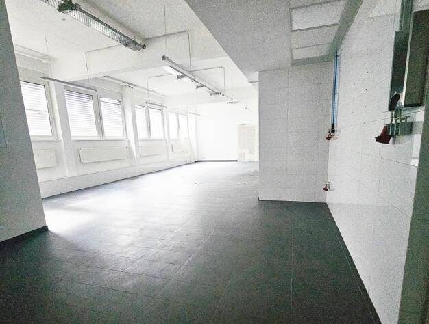 Lagerhalle zur Miete 8,50 € 135,5 m² Lagerfläche Karlsruher Straße 31-33 Rastatt Rastatt 76437