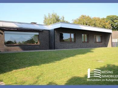 Bungalow zum Kauf provisionsfrei 714.000 € 6 Zimmer 240,8 m² 1.131 m² Grundstück frei ab sofort Oberhausen 46147