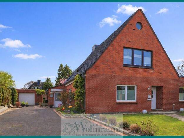 Mehrfamilienhaus zum Kauf 298.000 € 9 Zimmer 205 m² 690 m² Grundstück Cuxhaven 27474