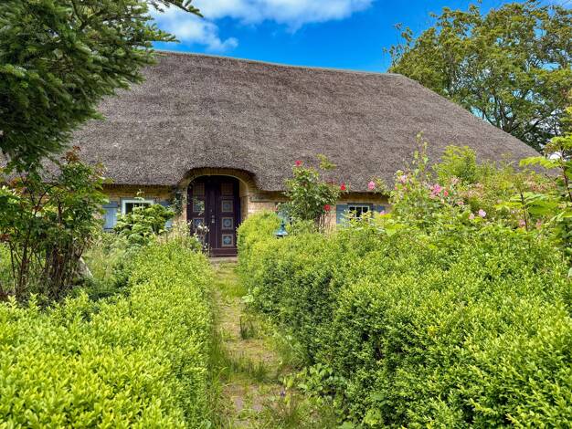 Einfamilienhaus zum Kauf 299.000 € 3 Zimmer 112,2 m² 3.600 m² Grundstück Drage 25878