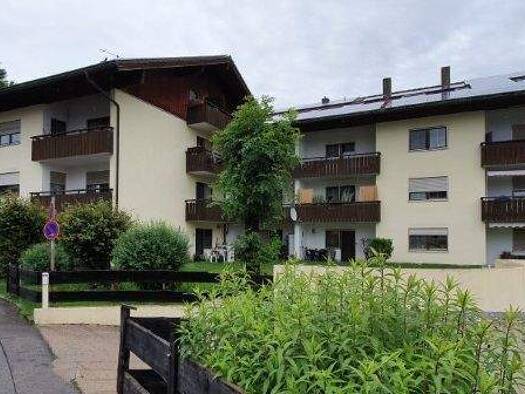 Wohnung zur Miete 442 € 39,5 m² Geschoss 3/3 frei ab 15.01.2026 Spielhahnstraße 10 Kolbermoor 83059