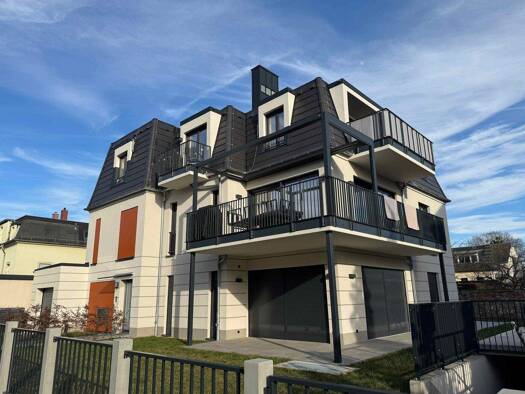 Wohnung zur Miete - Erstbezug 2.500 € 3 Zimmer 132 m² Radebeul 01445