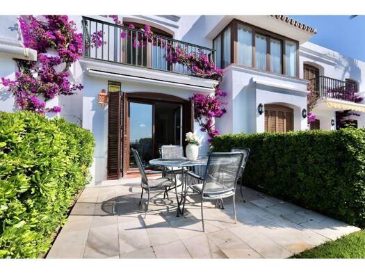 Haus zur Miete 2.800 € 3 Zimmer 150 m² CL JORGE 39 Es:1 Pl:00 Pt:67 29680 ESTEPONA 39 Estepona 29680