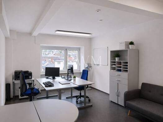 Bürofläche zur Miete 763 € 24,4 m² Bürofläche Süd Stuttgart-Mitte 70178