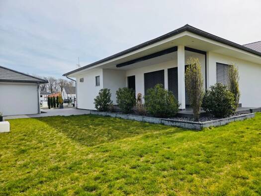 Einfamilienhaus zum Kauf provisionsfrei 495.000 € 3 Zimmer 106 m² 684 m² Grundstück Laub Prichsenstadt 97357