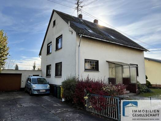 Mehrfamilienhaus zum Kauf 149.000 € 6 Zimmer 138 m² 738 m² Grundstück frei ab sofort Ötzingen 56244