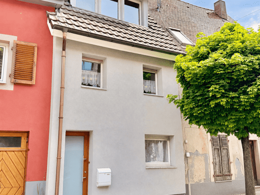 Reihenmittelhaus zum Kauf 275.000 € 4 Zimmer 100 m² 63 m² Grundstück Kenzingen Kenzingen 79341