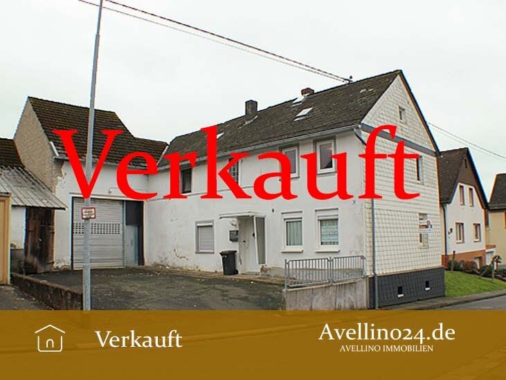 Einfamilienhaus zum Kauf 110.000 € 5 Zimmer 117 m²<br/>Wohnfläche 623 m²<br/>Grundstück ab sofort<br/>Verfügbarkeit Caan 56237