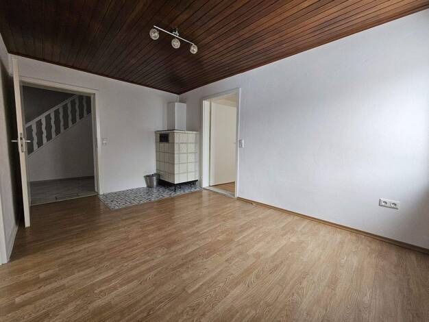 Einfamilienhaus zum Kauf 270.000 € 10 Zimmer 227 m² 516 m² Grundstück Trieching Pilsting 94431