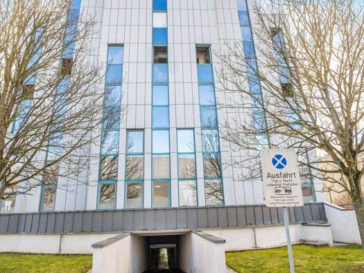 Bürofläche zur Miete 3.065 € 10 Zimmer 393 m² Bürofläche Kriftel 65830