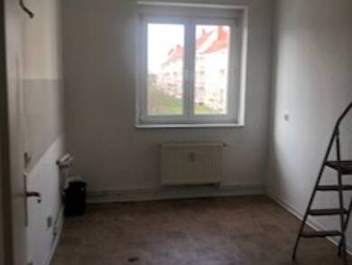 Wohnung zur Miete 314 € 3 Zimmer 64 m² 1. Geschoss frei ab sofort Alt Fermersleben Fermersleben Magdeburg 39122
