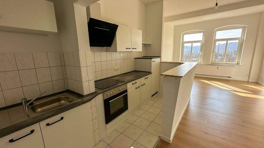 Wohnung zur Miete 450 € 2 Zimmer 62,8 m² 3. Geschoss frei ab sofort Berliner Straße 36 Innenstadt Gera 07545