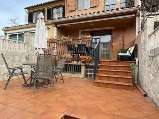 Reihenhaus zur Miete 1.000 € 3 Zimmer 120 m² Calle Oscar Esplá Benicàssim / Benicasim 12560