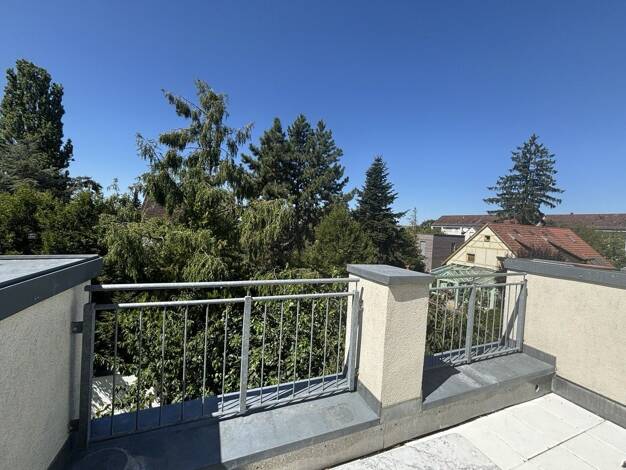 Reihenendhaus zum Kauf 835.000 € 4 Zimmer 125 m² 180 m² Grundstück Thon Nordwestliche Außenstadt 90425