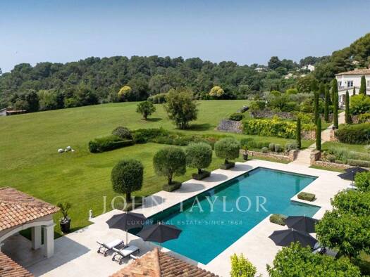 Einfamilienhaus zum Kauf provisionsfrei 14.900.000 € 18 Zimmer 688 m² 37.500 m² Grundstück Village Centre La Colle-sur-Loup 06480