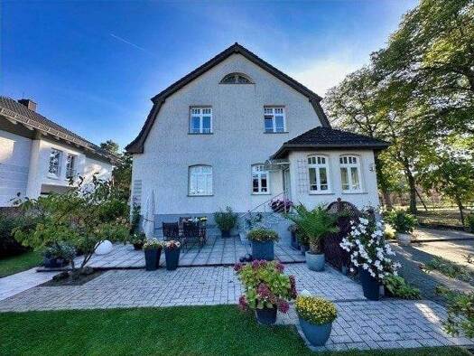 Einfamilienhaus zum Kauf 500.000 € 6 Zimmer 181 m² 1.025 m² Grundstück Fürstenwalde 15517