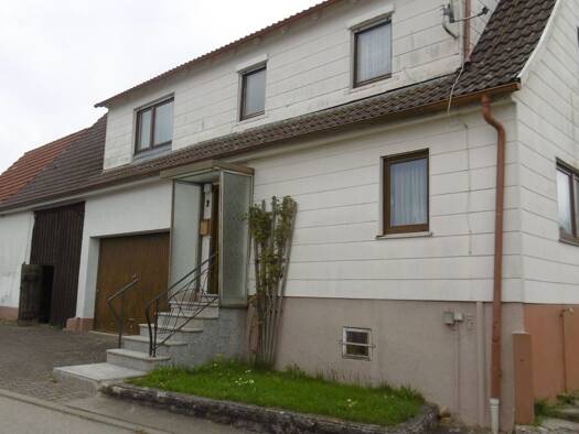 Einfamilienhaus zum Kauf 199.000 € 6 Zimmer 112 m² 567 m² Grundstück frei ab sofort Goldbach Crailsheim 74564