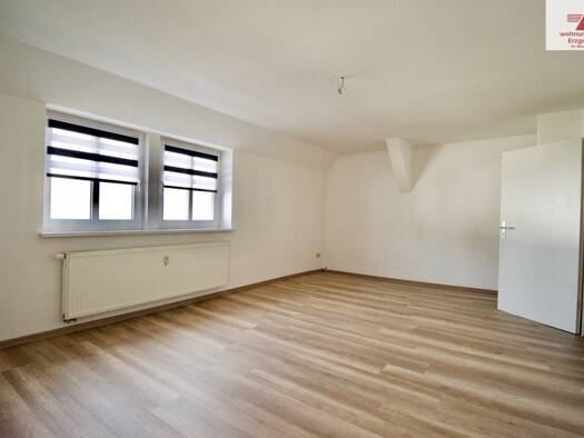 Wohnung zur Miete 250 € 2 Zimmer 63,5 m² 2. Geschoss Neuhausener Str. 1 Deutscheinsiedel 09548