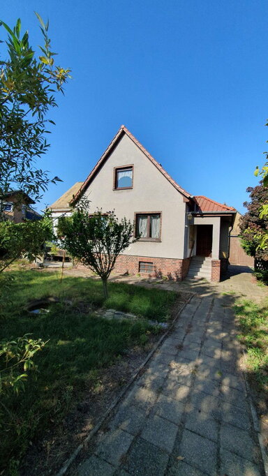 Einfamilienhaus zum Kauf provisionsfrei 199.000 € 6 Zimmer 126 m² 1.008 m² Grundstück Große Schaftrift 100 Alten 140 Dessau-Roßlau 06847