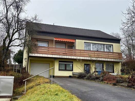 Haus zum Kauf 199.000 € 6 Zimmer 150 m² 1.035 m² Grundstück Hengersberg Hengersberg b Deggendorf 94491