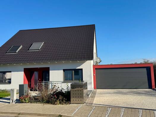 Einfamilienhaus zum Kauf provisionsfrei 859.000 € 6 Zimmer 243 m² 552 m² Grundstück frei ab sofort Nordwestlicher Stadtteil Schweinfurt 97424