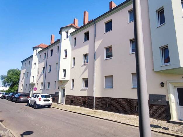 Wohnung zur Miete 350 € 2 Zimmer 35 m² frei ab 01.11.2026 Lessingstraße (Bitterfeld) 22 Bitterfeld Bitterfeld-Wolfen 06749