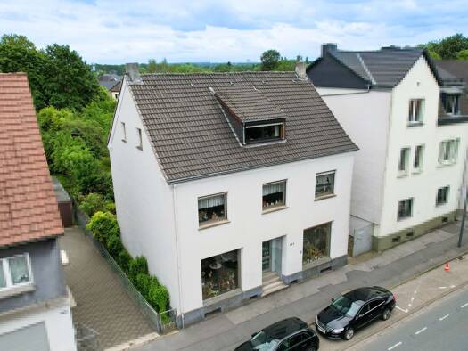 Einfamilienhaus zum Kauf 349.000 € 7 Zimmer 180 m² 1.456 m² Grundstück Kirchderne Scharnhorst 44329