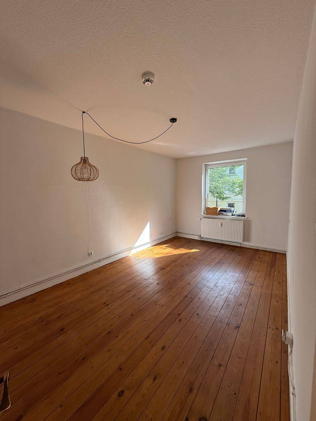 Property thumbnail 9