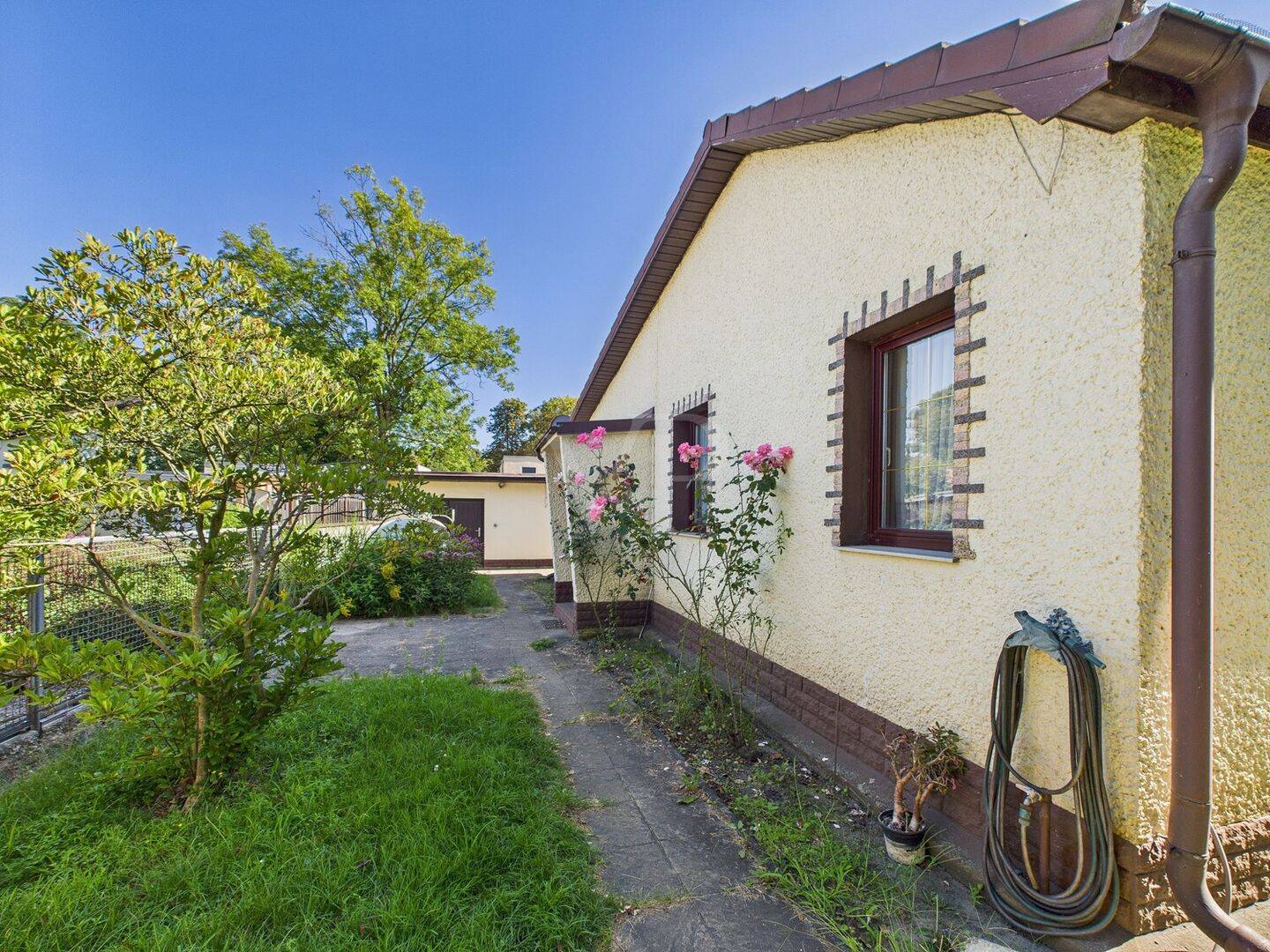 Property thumbnail 8