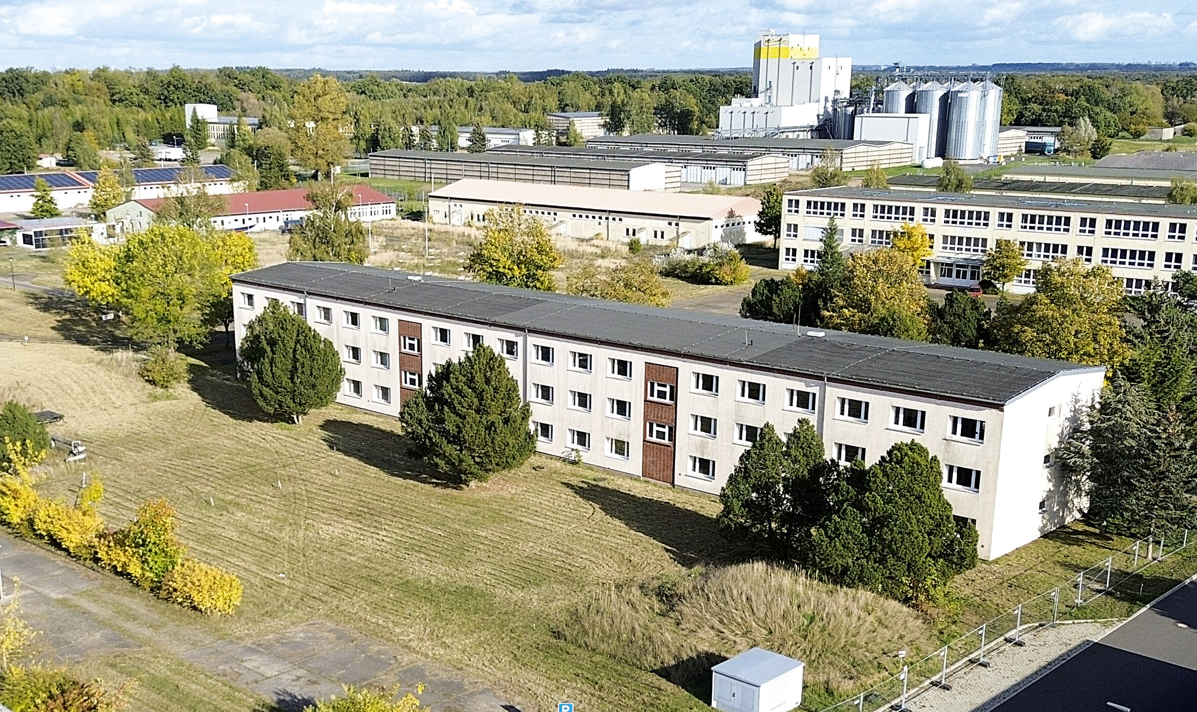 Gewerbepark zur Versteigerung 99.000 € 1.647 m²<br/>Grundstück Lützowstraße 1 Basepohl Stavenhagen 17153